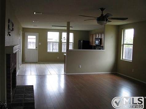 5th image of 2604 Mariners Dr