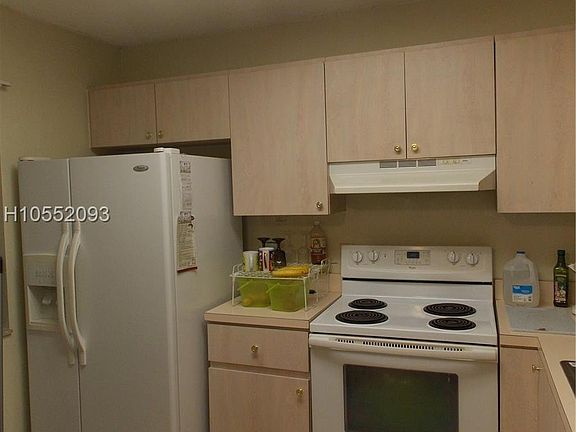 3rd image of 8740 N Sherman Cir APT 102