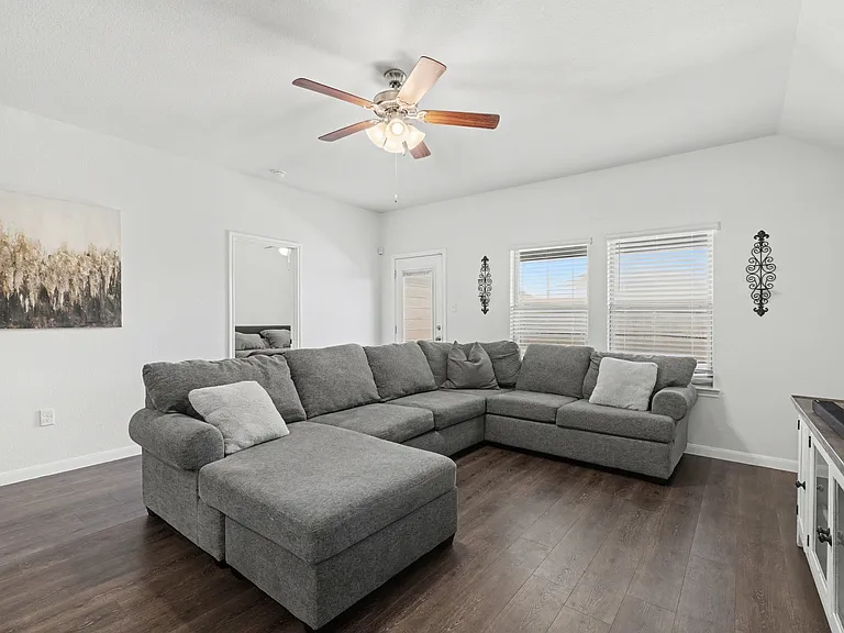 706 Spur Rdg — Photo 9