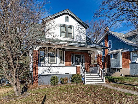 2nd image of 3226 Herbert Ave