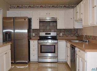 3305 Manuelito Ave, Gallup, NM 87301