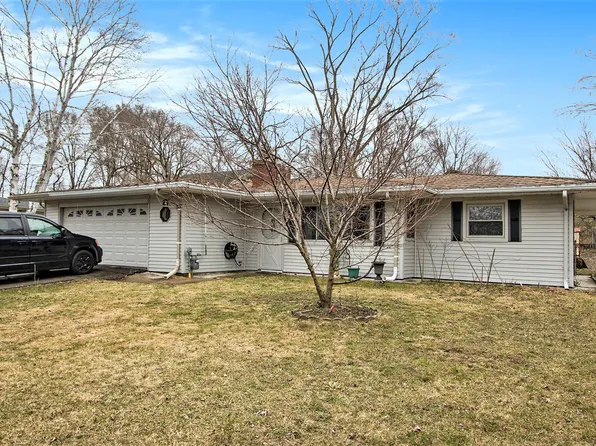 23 New Moon Ter S, Springfield, MI 49037