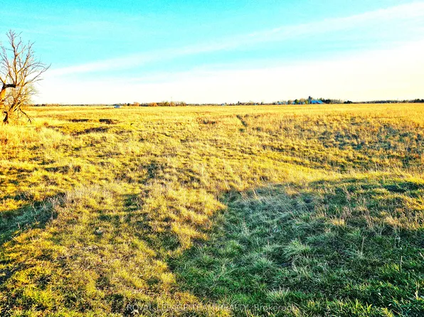 4056 Highway 17, Ottawa, ON K0A 2H0