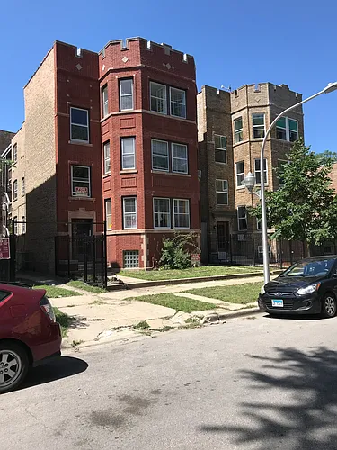 7404 N Hoyne Ave #3 Photo 1