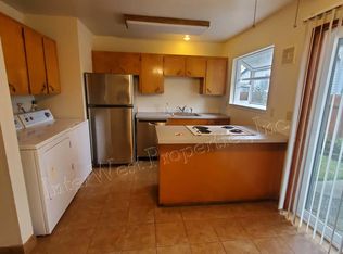 7444 N Macrum Ave, Portland, OR 97203