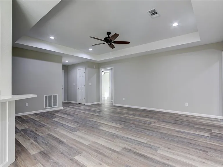 205 Elysian Hills Dr — Photo 4