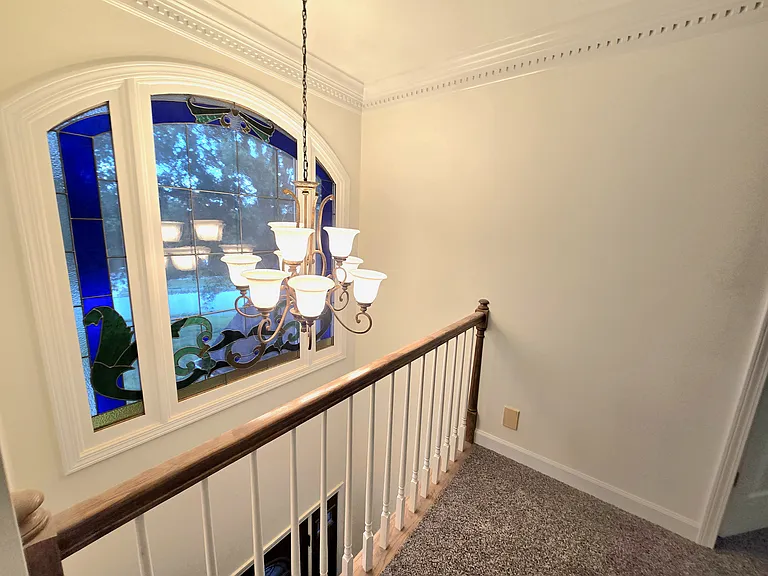 735 Courtland Ave — Photo 13
