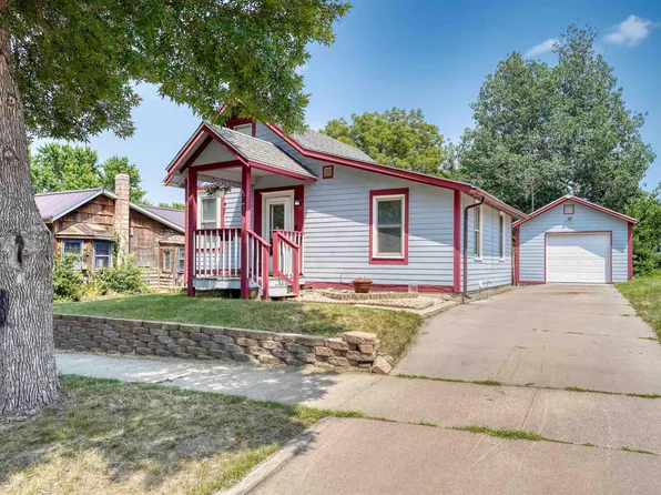 1106 S Sherman Ave, Sioux Falls, SD 57105