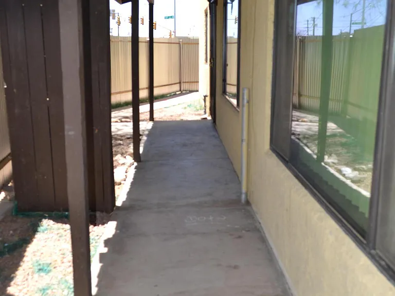 1902 S Montezuma Ave #C — Photo 21