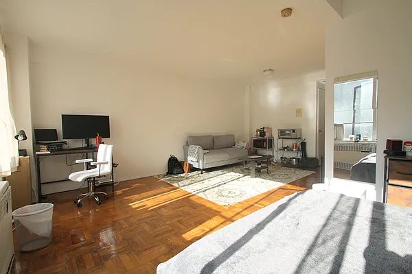 Rented by Corcoran | media 9