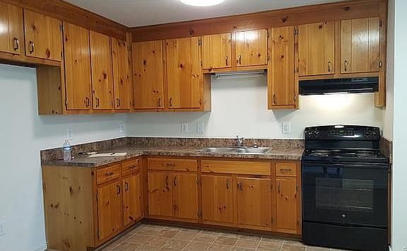 3rd image of 8200 Skirmish Ln