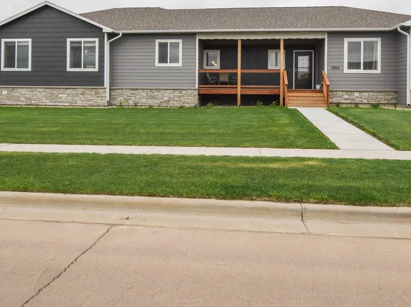 5901 W McKinley St, Sioux Falls, SD 57107