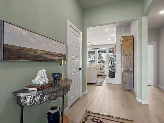 Representative photo. Colors and Options may vary