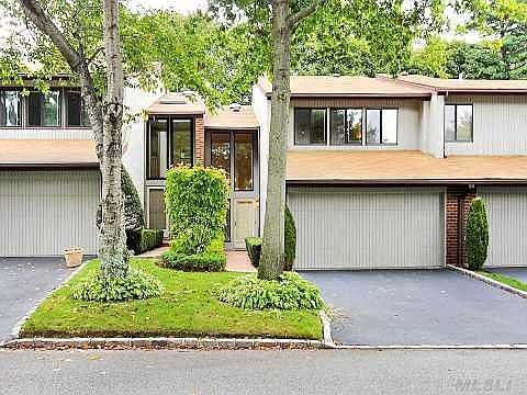 1st image of 122 Foxwood Dr