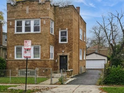 8912 S Bishop St, Chicago, IL, 60620