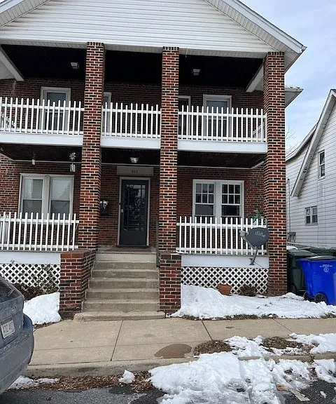911 Guilford Ave #1 — Photo 1