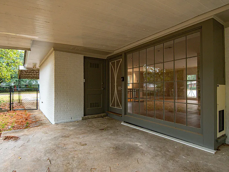 895 Greg Dr — Photo 12