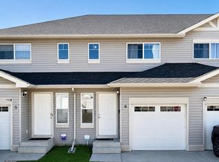18004 89th St NW #6, Edmonton, AB T5Z0E7