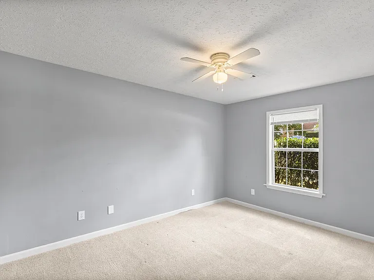 721 Ethan Ln — Photo 10