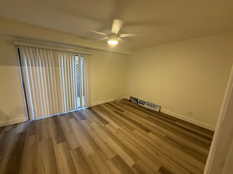 11915 Goshen Ave #3 — Photo 11