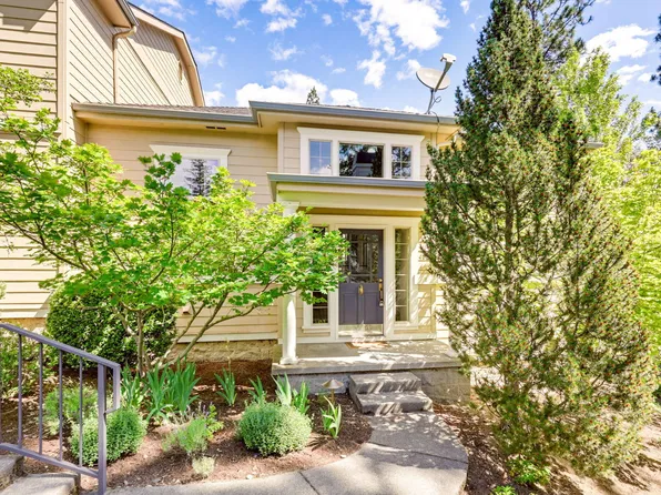 461 Holly St, Ashland, OR 97520
