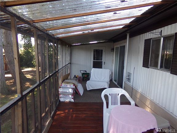 5th image of 16600 25th Ave NE Unit 49