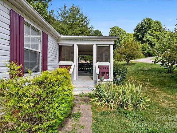 3rd image of 65 Fraser Hill Dr