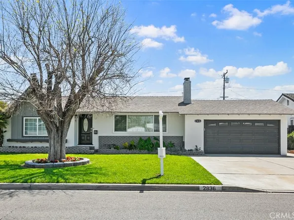 2836 W Elmlawn Dr, Anaheim, CA 92804