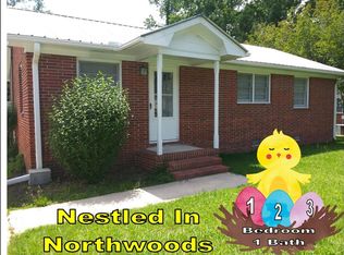 607 Dennis Rd, Jacksonville, NC 28546