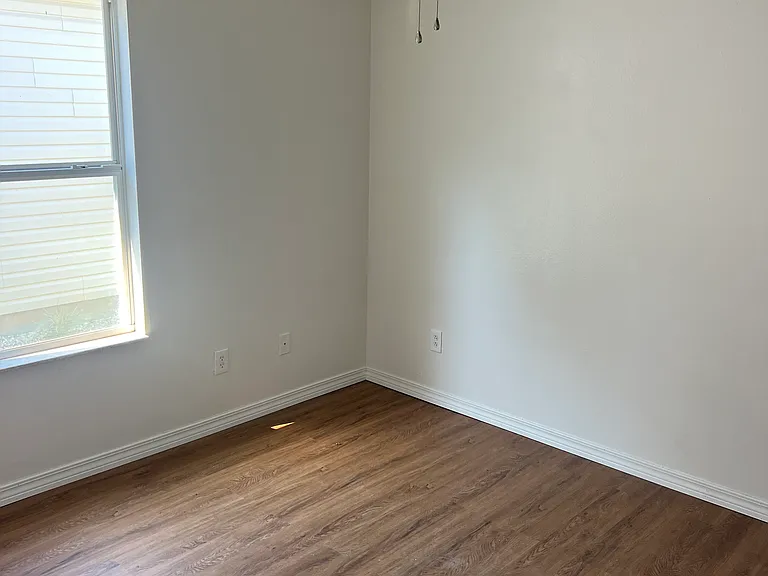 205 Craft St — Photo 8