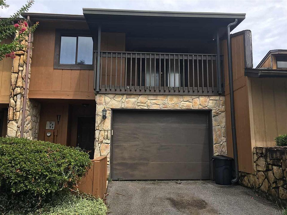 1st image of 9920 Fairway Villas Ln