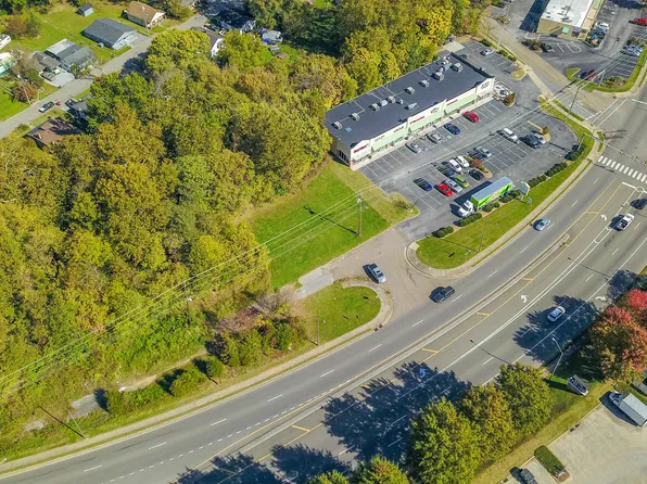 Litle Ct, Johnson City, TN 37604