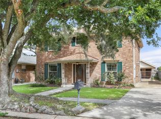 1524 Peach St, Metairie, LA 70001