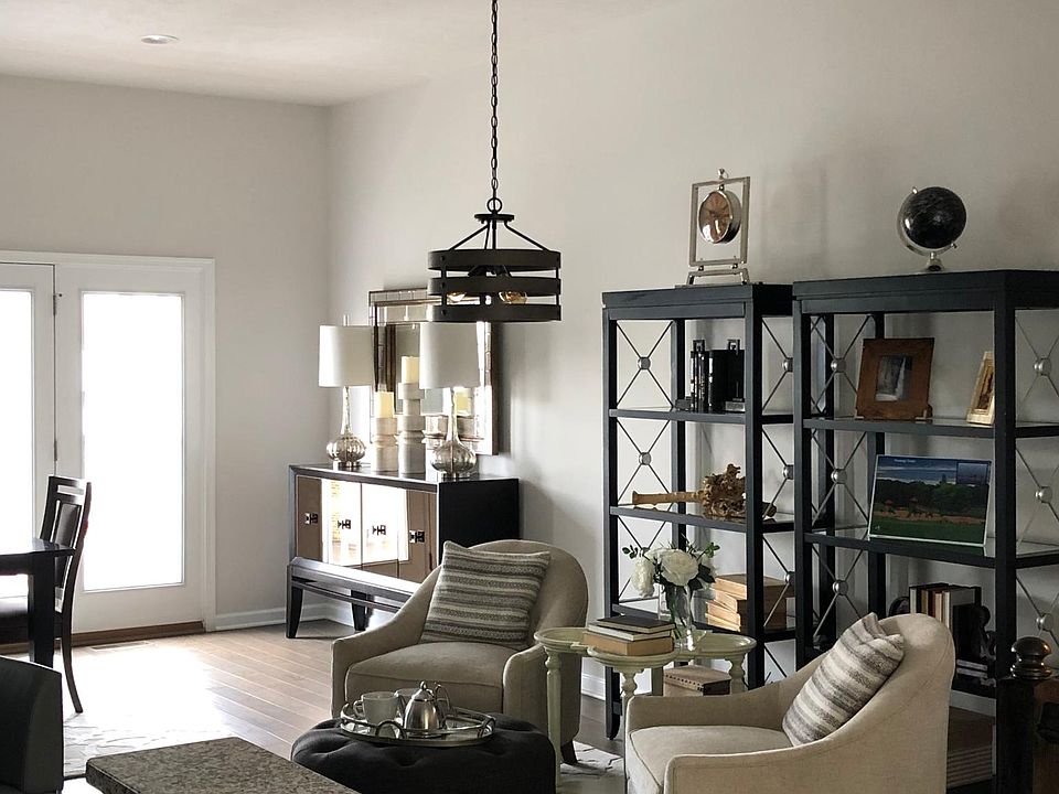 Sitting area adjacent to kitchen- model home