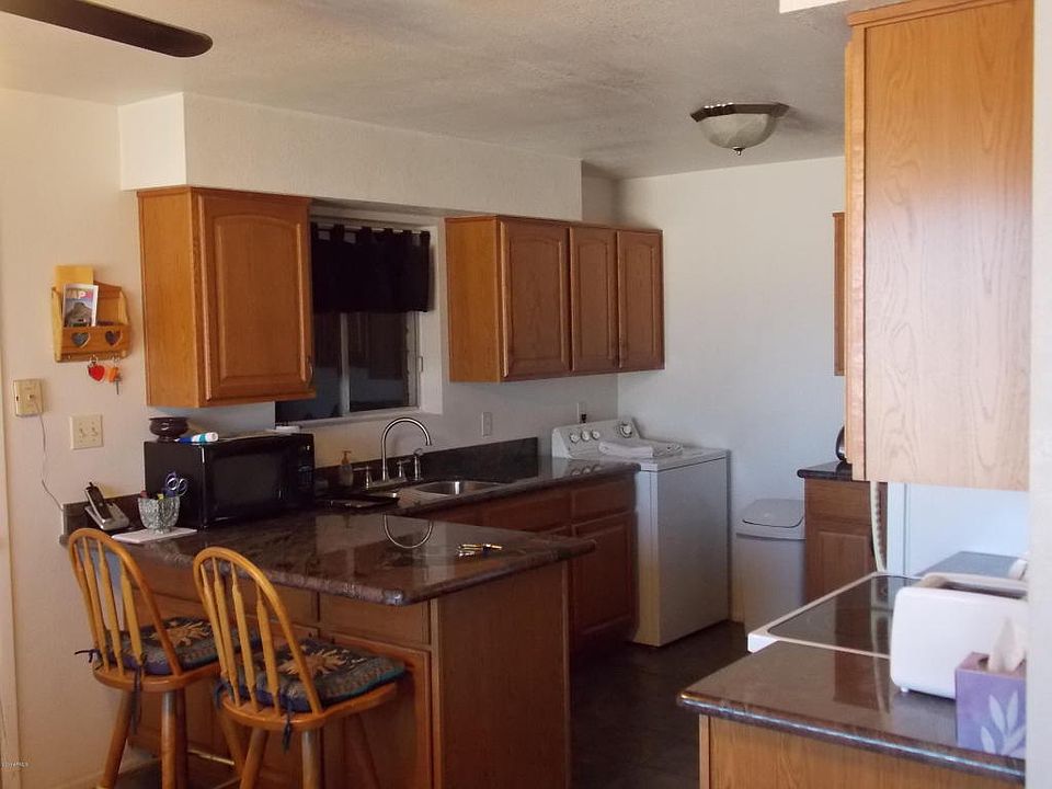 1st image of 205 W Phoenix Ave