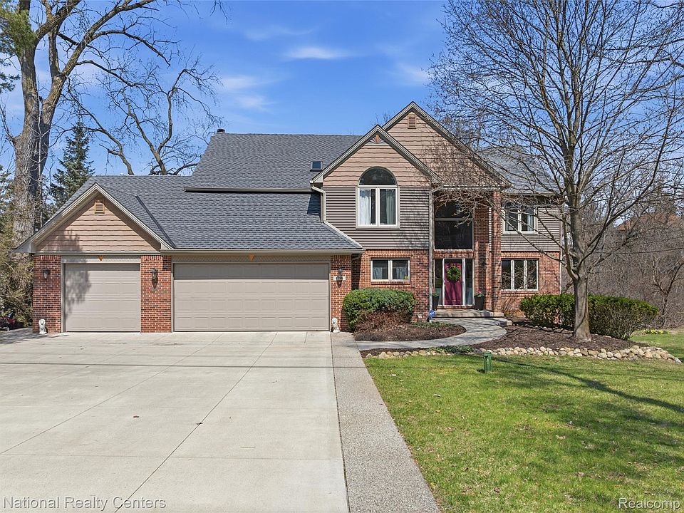 1st image of 6276 N Shore Dr
