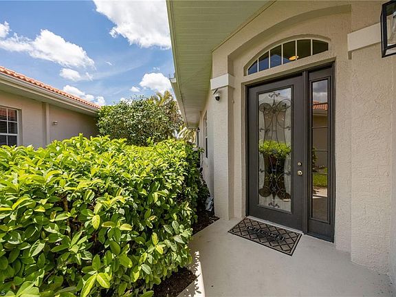 3rd image of 2032 Crestview WAY #A104