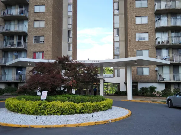 1836 Metzerott Rd APT 319, Hyattsville, MD 20783