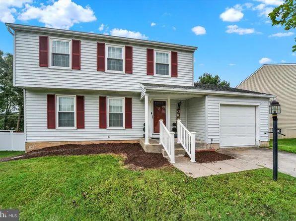 9 First Light Ct, Rosedale, MD 21237