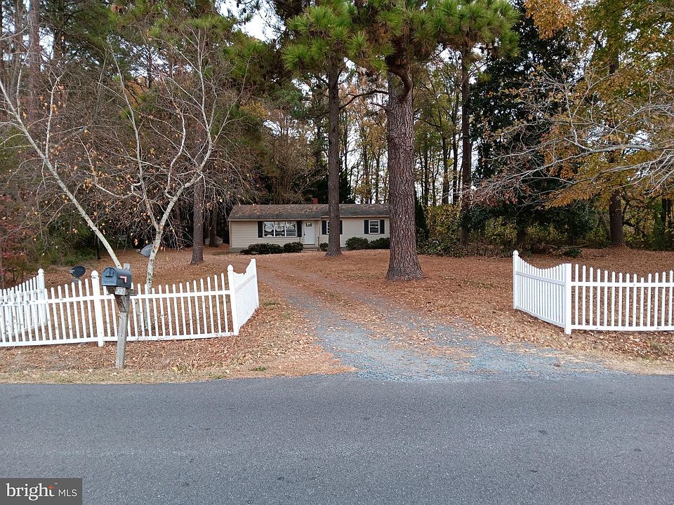 2nd image of 28706 Almshouse Rd
