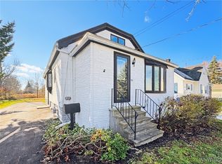 991 Mineral Springs Rd, West Seneca, NY 14224