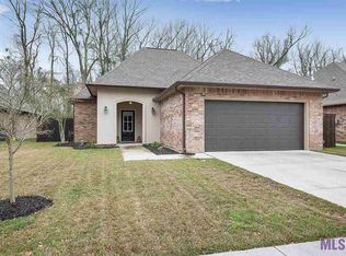 12190 Grand Wood Ave, Gonzales, LA 70737