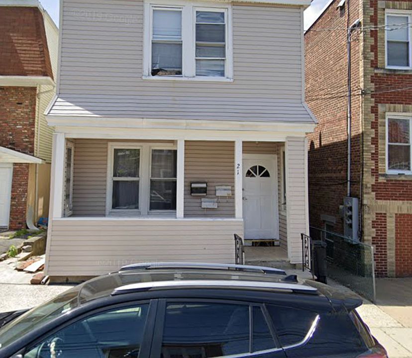 1st image of 219 Belmont Ave