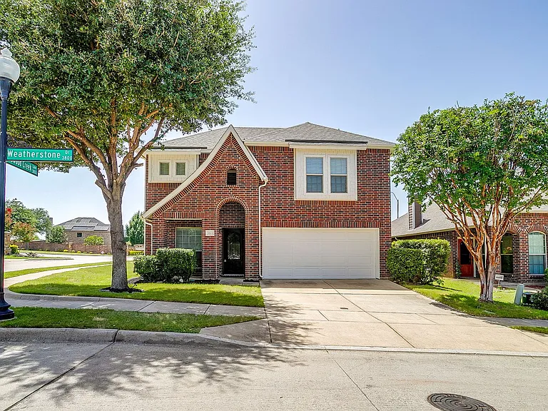 3801 Weatherstone Dr — Photo 1