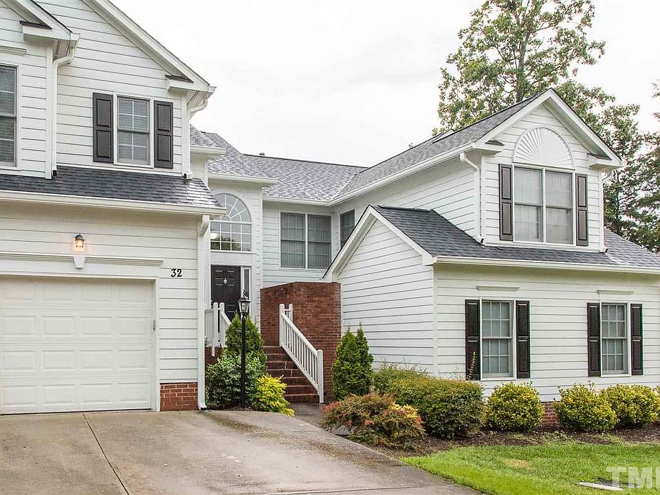 1st image of 32 Lake Village Dr
