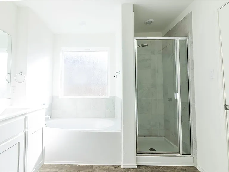 1209 Nokota Bnd — Photo 13