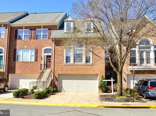 12218 Dorrance Ct, Reston, VA 20190