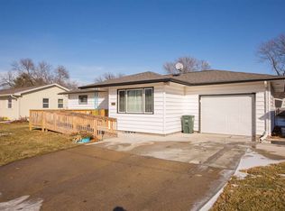 2617 Delane Ave, Waterloo, IA 50701