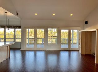413 Buckthorn Dr, Murphys, CA
