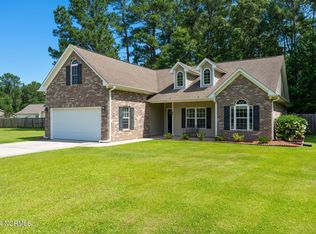 59 Village Cir, Rocky Point, NC 28457